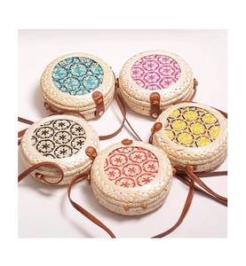 Los bolsos de bambú hechos con materiales respetuosos con el medio ambiente tienen diseños nuevos y únicos - Product Image 5