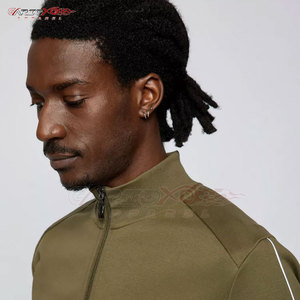 ชุดวอร์มมีซิปและกางเกงสำหรับผู้ชายเนื้อผ้าโพลีเอสเตอร์เนื้อเรียบและทรงเรียวดูสปอร์ตออกแบบได้ตามต้องการ - Product Image 5