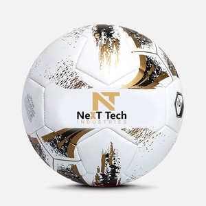 Ballon de football d'entraînement Next Tech Industries en matériau PU pour l'entraînement avec design personnalisé et logo personnalisé - Product Image 6