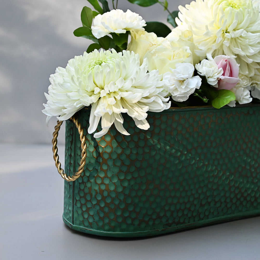 สีเขียวเข้ม