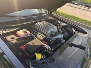 Challenger SRT Hellcat Widebody Jailbreak 2023 de Lujo ~5,600 Millas, Transmisión Manual de 6 Velocidades, Motor Hemi V8 Supercargado de 717 hp - Product Image 5