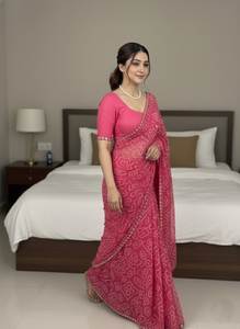 Sari en georgette pur très tendance avec imprimé bandhani sur toute la surface, sari en georgette bandhani avec un design de dentelle complexe - Product Image 2