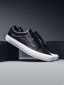 Suprex Enterprises, baskets grises et vertes néon Trigreca, chaussures décontractées de haute qualité pour hommes, entièrement personnalisables, légères - Product Image 5