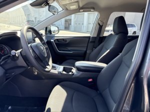 Toyota RAV4 LE 2020 Usado en Buen Estado - Product Image 4