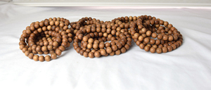 Perles de bois de santal collier - Product Image 3
