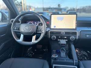 Blanco 2024 para Tacoma Hybrid TRD Off-Road Doble Cabina 4WD Automático Izquierdo Usado Asientos de Cuero Sistema de Navegación Bluetooth Control Remoto - Product Image 5