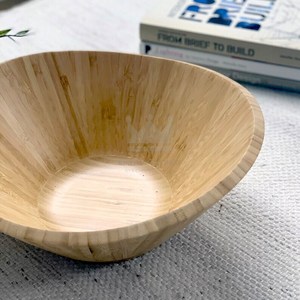 Tazón grande de madera para ensalada de bambú: sostenible, elegante y ecológico (12x11x5 pulgadas) - Product Image 4