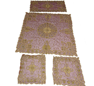 Camino de mesa con cuentas al mejor precio en la India, mantel decorativo hecho a mano con abalorios intrincados para comedor, sala de estar - Product Image 4