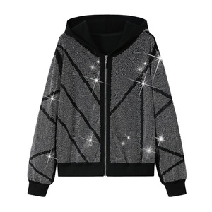 Conjunto de dos piezas de chándal de diamantes de imitación sólido con capucha para mujer personalizado con pantalones de chándal de lujo y Sudadera con capucha - Product Image 2