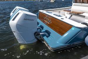 PRIX RÉDUIT pour les outils de travail manuel légers et à haute efficacité Valhallas Boatworks V-46 2025 - Product Image 2