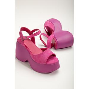 Suins bianca da donna con suola zeppa sandali in pelle scamosciata