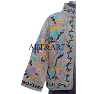 Chaqueta Acolchada de Invierno para Mujer, Tejida a Mano en Algodón, Bordada con Suzani, Abrigo Corto y Acogedor - Product Image 2