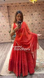 LANZAMIENTO ESPECIAL DE NAVRATRI: Tela LEHENGA CHOLI de Zain Exports, GEORGETTE Sintética con Bordes Estampados y Trabajo de Bordado Reversible para Bodas y Uso Casual - Product Image 2