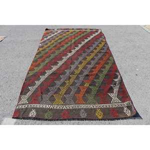 5x10.2 ft Vintage Rug, Kilim Rug, <b>Brown</b> Bordered Rug <b>Wool</b> - Product Image 1
