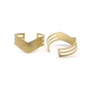 Bracelet manchette à la main en laiton design martelé design de vie femmes mode Bracelet Bracelet manchette taille personnalisée - Product Image 4