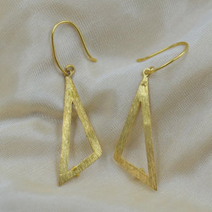 Venta al por mayor nueva llegada última tendencia hecha a mano chapado en oro pendientes de latón para niñas y mujeres - Product Image 1