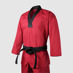 Matériau durable extensible dans les 4 sens traditionnel TKD Dobok confortable entraînement et compétition uniforme d'arts martiaux rouge avec ceintures - Product Image 3