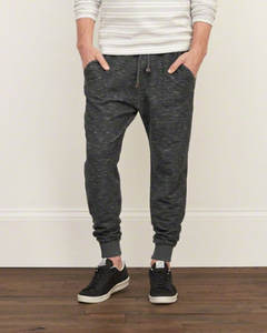 Nouveauté Joggers en coton polaire imprimés personnalisés Design de mode avec techniques brodées Matériau 100% coton - Product Image 4