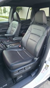 BEST BUY 2023 HO-N-DA RI-DGE-LI-NE BL-A-CK EDITION TRANSMISSION AUTOMATIQUE SIÈGES EN CUIR - Product Image 4