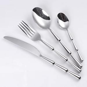 Poignée élégante en forme de bambou Ensemble de couverts en acier inoxydable Couteau Cuillère Fourchette Poignée en bambou Couverts Ensemble de couverts - Product Image 1