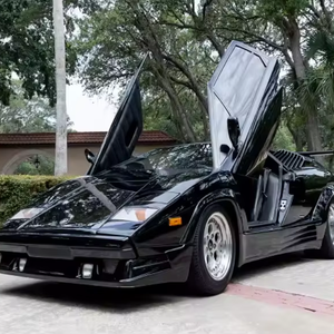 Coupé Deportivo Clásico Usado de Alto Rendimiento, Automático, Volante a la Izquierda, Diésel, Interior de Cuero Oscuro, R18, Listo para Exportar - Product Image 1