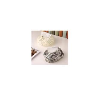 ที่ใส่กระดาษทิชชูโลหะขัดเงาสีทองและสีเงิน ดีไซน์คลาสสิก รูปทรงตามสั่ง ที่เก็บกระดาษเช็ดปาก ขายดีจากซัพพลายเออร์อินเดีย - Product Image 1