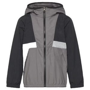 Chaqueta Deportiva Impermeable Personalizada con Ribete Reflectante para Hombre, Chaqueta Cortavientos Ligera de Nailon Arrugado Negra con Cierre - Product Image 1