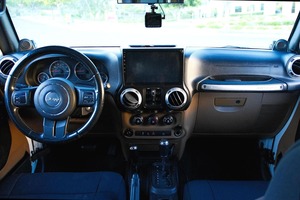 Wrangler Unlimited Rubicon 4x4 Usado en Buen Estado - Product Image 3