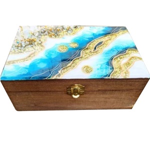 Boîte de rangement à bijoux en bois avec finition en noyer, forme hexagonale, design en relief, nouveau style, avec crochet, pour boucles d'oreilles, bagues et autres accessoires - Product Image 6