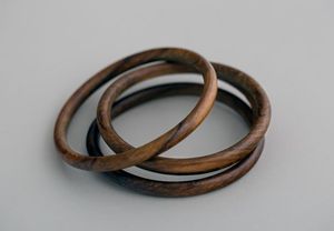 decoration <b>Wooden</b> <b>Bangle</b> for New Look Cuff Cut Handmade Design <b>Wooden</b> Bracelet for Customized Size with Low Price - Product Image 2