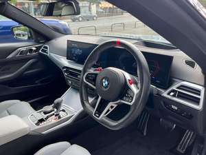 Voiture d'occasion 2024 M4 4.5L à aspiration naturelle Competition Steptronic M XDrive Berline 5 portes Cuir foncé Conduite à gauche Panoramique - Product Image 2