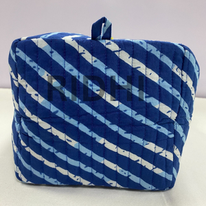 กระเป๋าใส่ของใช้ส่วนตัวขนาดใหญ่ ทำมือ ลายอินดิโก้ ผ้าฝ้ายควิลท์ เป็นมิตรกับสิ่งแวดล้อม หูหิ้วนุ่ม ใช้ซ้ำได้ สำหรับการช้อปปิ้งและการเดินทางประจำวัน - Product Image 3