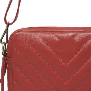 Luxueux rouge matelassé doux galet Grain en cuir véritable sac à bandoulière Style Vintage haut fournisseur indien Saman exportations - Product Image 6