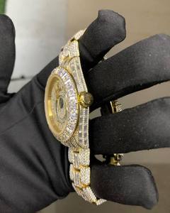 VVS Moissanite นาฬิกาข้อมือสไตล์ฮิปฮอปกลไกอัตโนมัติสีเหลืองทองเพชรทันสมัยหรูหราจากอินเดีย - Product Image 3