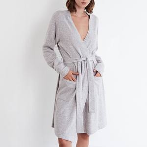 Peignoirs en soie 100% thermiques à séchage rapide à bas prix, longueur longue avec fermeture à cordon respirante, nouveau style pour la saison printemps 2026 - Product Image 3