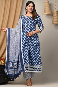 Belle Designer Femmes Haute Qualité Rayonne Imprimé Anarkali Kurti Avec Pantalon & Dupatta (Ensemble 3Pc) pour femmes et filles - Product Image 2