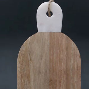 Tabla de Cortar de Madera de Mango Premium para Uso en la Cocina, Duradera con Acabado Natural y Orificio para Colgar y Almacenar Fácilmente - Product Image 1