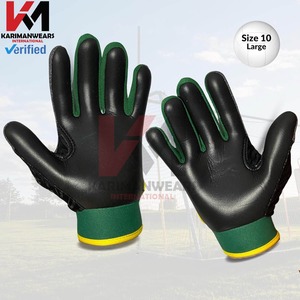 Gants gaéliques confortables avec sangle de poignet réglable et paume texturée pour une prise en main sécurisée pendant l'entraînement - Product Image 4