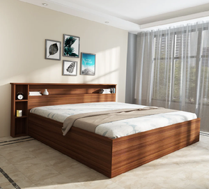 Cama de madera con estructura de madera clara contemporánea y cabecero de listones verticales, disponible a precios de mayorista. - Product Image 4