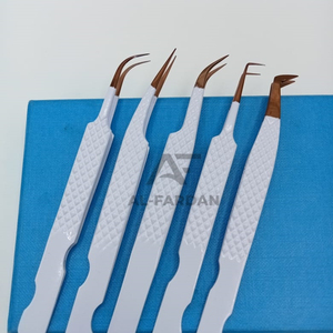 Pinzas profesionales para pestañas con agarre de diamante de acero inoxidable logotipo personalizado extensiones de pestañas de oro rosa blanco belleza volumen puntiagudo - Product Image 2