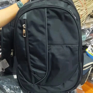 Sac à dos moderne pour ordinateur portable avec doublure en PVC, manches rembourrées, fermeture à glissière - Product Image 1