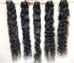 มัดผมธรรมชาติสีดำหยักศกอินเดียสำหรับแต่งผมธรรมชาติบริสุทธิ์ยังไม่ผ่านกระบวนการ100% - Product Image 4