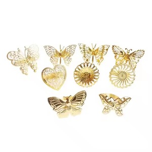 Anillo de servilletero de fábrica promocional para el Día de San Valentín, decoración de cena de boda, servilleteros en forma de corazón - Product Image 5