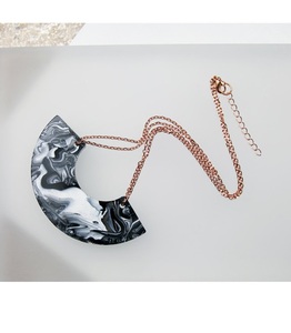 ชุดเครื่องประดับเรซินสร้อยคอและต่างหูกดดอกไม้ของขวัญที่ไม่ซ้ำกันสำหรับเธอ - Product Image 2