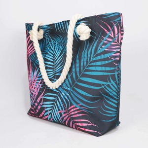 Venta al por mayor bolso de mano de playa personalizable bolso de lona grande con estampado tropical de verano para las mujeres OEM/ODM disponible - Product Image 3