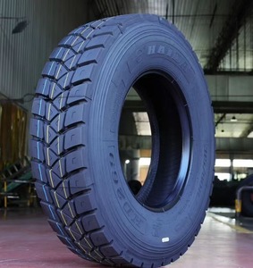 Pneu de direction robuste 295/75R22.5 conçu pour une direction fluide, une précision accrue, une durabilité longue durée et des performances autoroutières fiables - Product Image 1