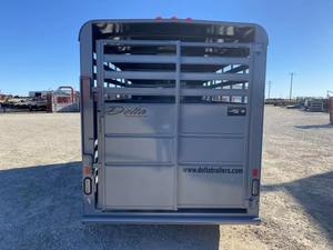 Remolque para Ganado Nuevo de la Serie ES de 6'6\" X 14', Modelo 500 Delta, con Componentes Centrales de Engranajes - Product Image 2