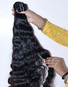 Extensions de cheveux humains vierges brésiliennes péruviennes indiennes Remy alignées sur la cuticule naturelle, tissages bon marché, style ondulé - Product Image 4