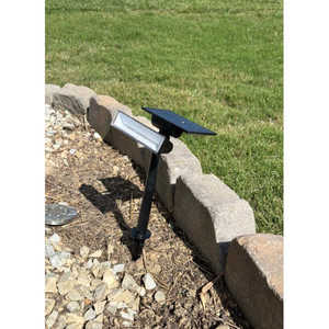 Consciot - Paquete de 4 Focos Solares para Exteriores, Luz Blanca Cálida, 600LM, Encendido al Anochecer, Apagado al Amanecer, Ajustables 360°, IP65 para Oficina, PC - Product Image 3