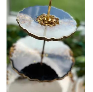 Support à gâteau en résine fait main avec tranche d'agate polie par Tradebit - Product Image 6